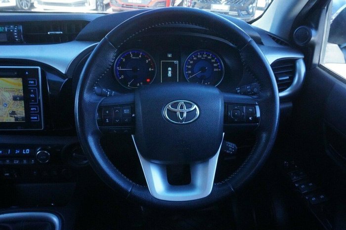 2018 Toyota Hilux SR5