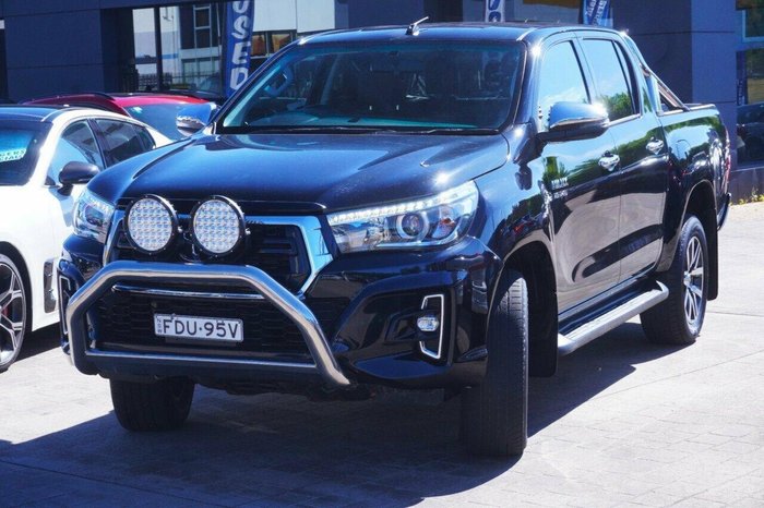 2018 Toyota Hilux SR5