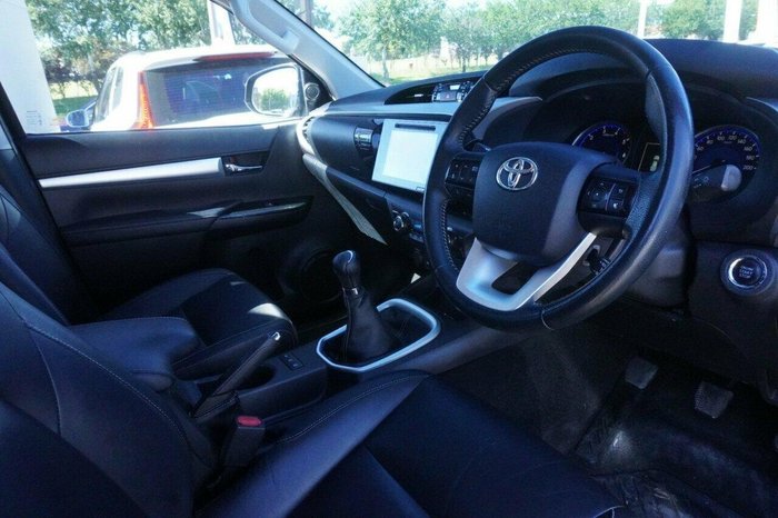 2018 Toyota Hilux SR5