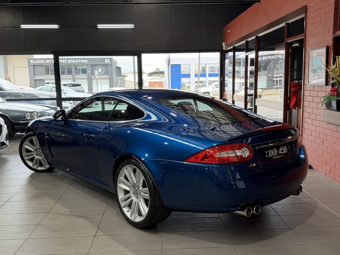 2010 Jaguar XKR