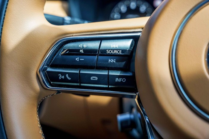 2024 Mazda CX-80 G40e Azami