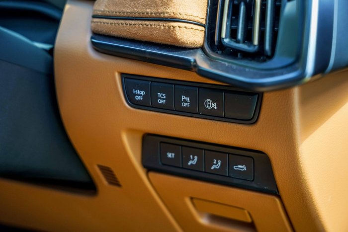 2024 Mazda CX-80 G40e Azami