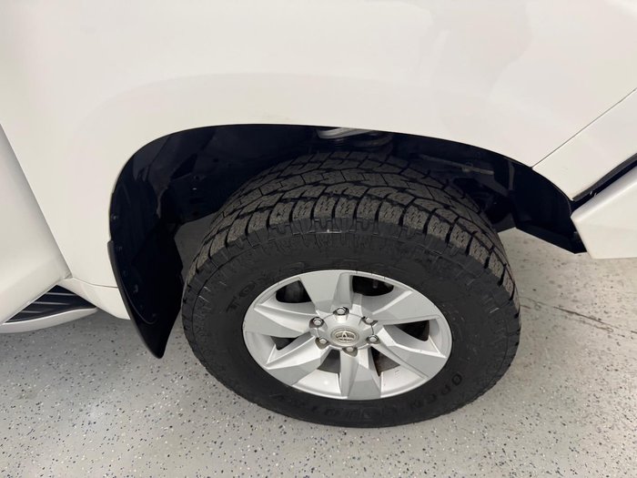 2021 Toyota Landcruiser Prado Kakadu GDJ150R 4X4 Dual Range Glacier White