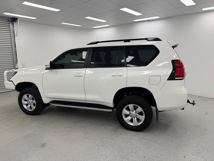 2021 Toyota Landcruiser Prado Kakadu GDJ150R 4X4 Dual Range Glacier White