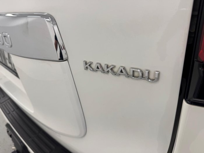 2021 Toyota Landcruiser Prado Kakadu GDJ150R 4X4 Dual Range Glacier White