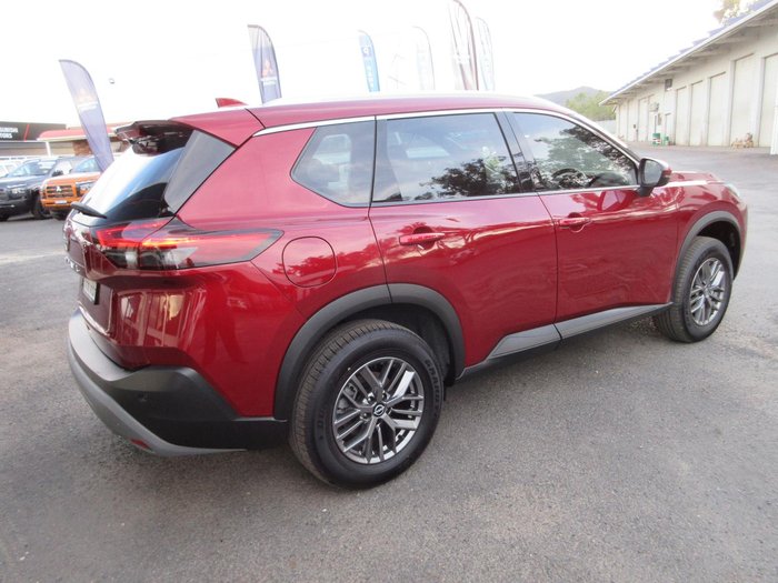 2025 Nissan X-TRAIL ST