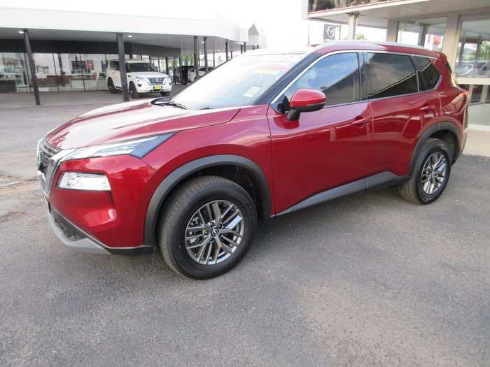 2025 Nissan X-TRAIL ST