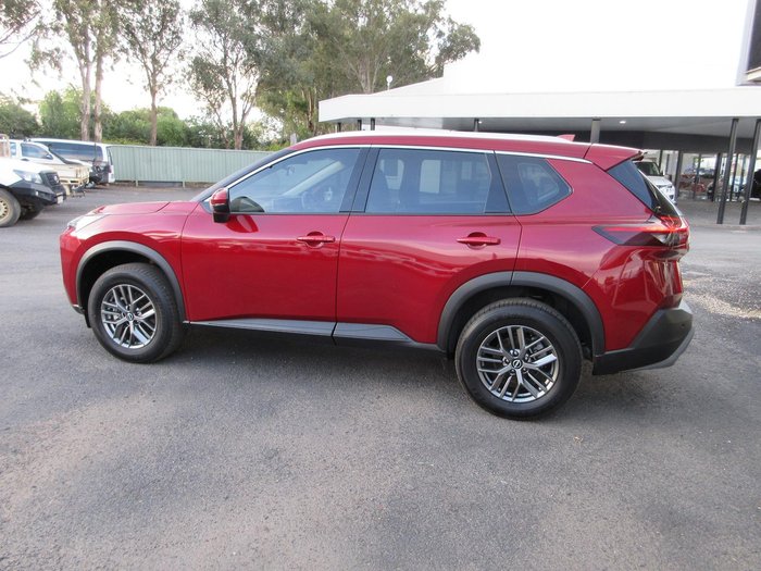 2025 Nissan X-TRAIL ST