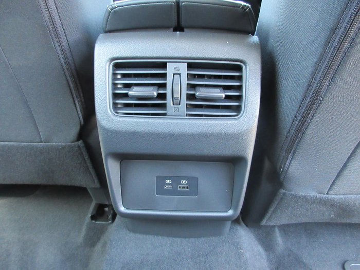 2025 Nissan X-TRAIL ST