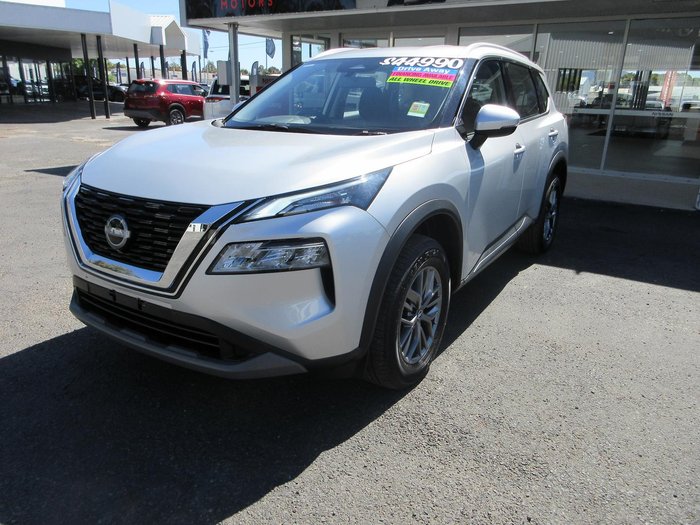 2025 Nissan X-TRAIL ST