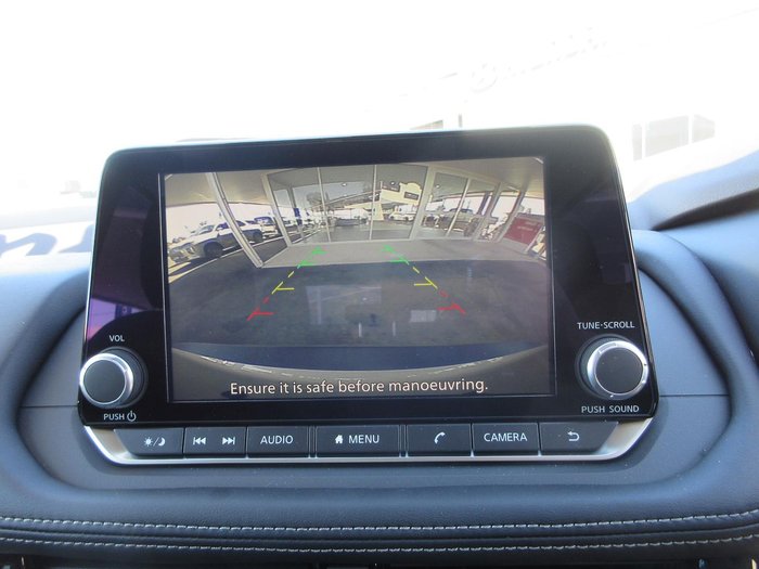 2025 Nissan X-TRAIL ST