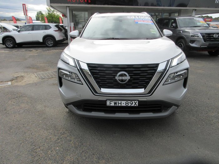 2025 Nissan X-TRAIL ST