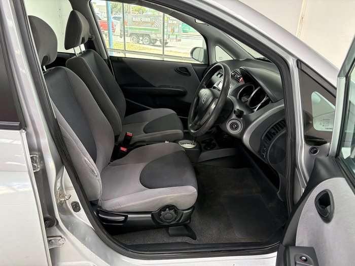 2007 Honda Jazz GLi GD Alabaster Silver