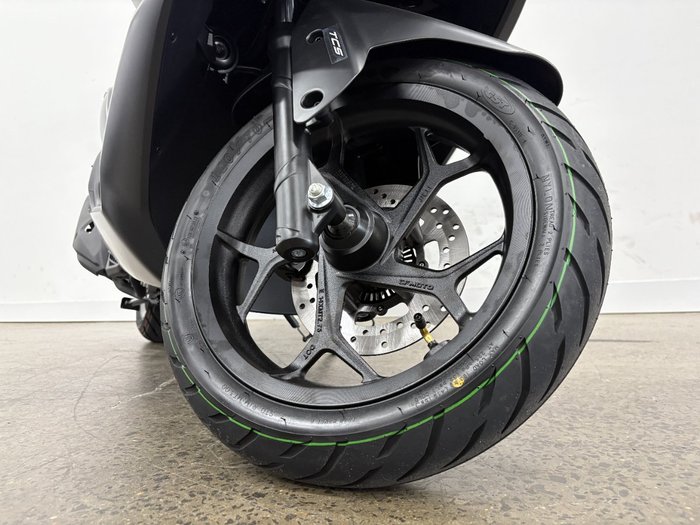 2025 CFMOTO 2025 Cf Moto 150CC 150 SC Scooter Gem Black