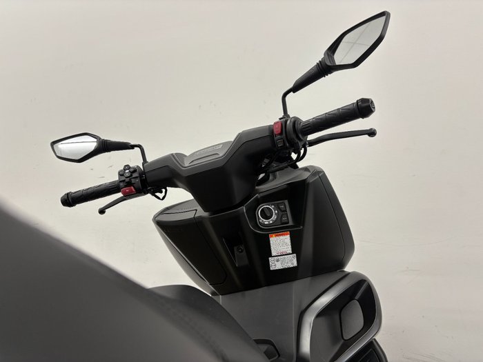 2025 CFMOTO 2025 Cf Moto 150CC 150 SC Scooter Gem Black