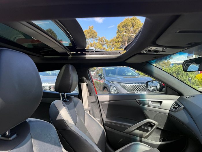 2017 Hyundai Veloster SR Turbo