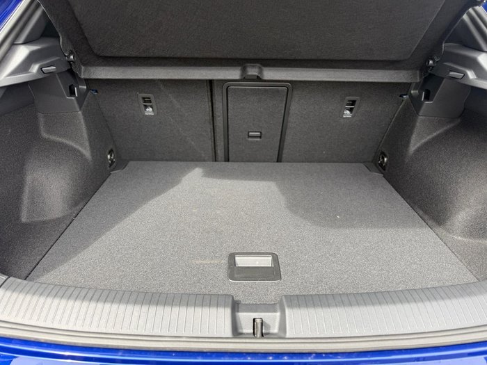 2025 Volkswagen T-Roc 140TSI R-Line