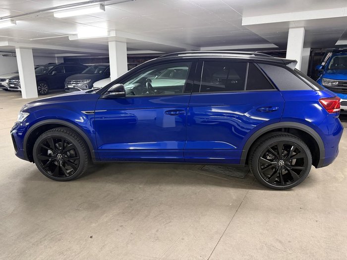 2025 Volkswagen T-Roc 140TSI R-Line
