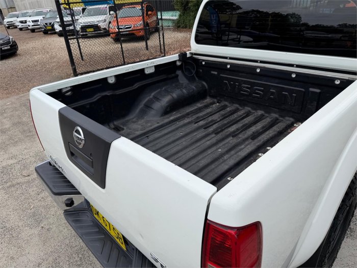 2010 NISSAN NAVARA ST-X (4x4)