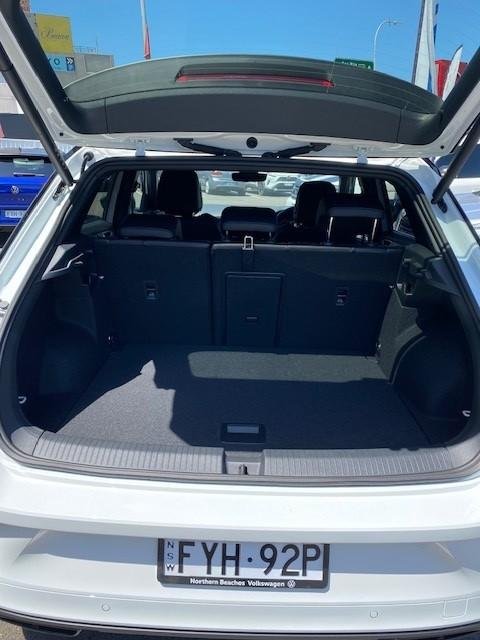 2025 Volkswagen T-Roc 140TSI R-Line