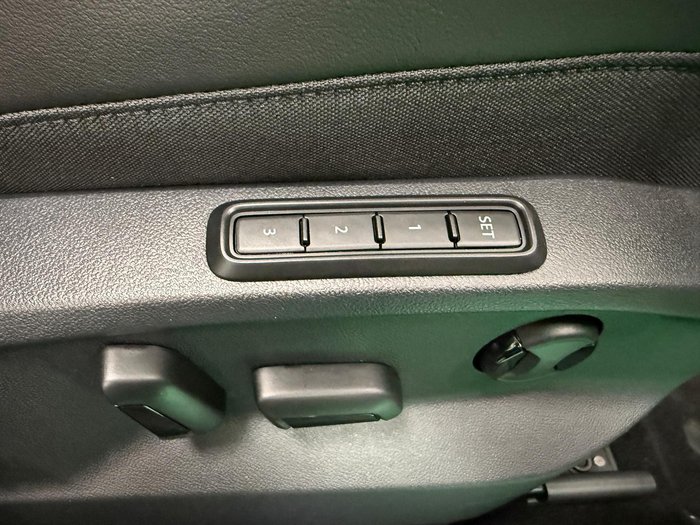 2025 Volkswagen T-Roc 140TSI R-Line