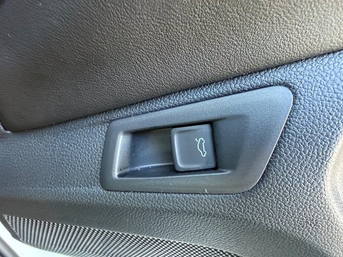 2025 Volkswagen T-Roc 140TSI R-Line