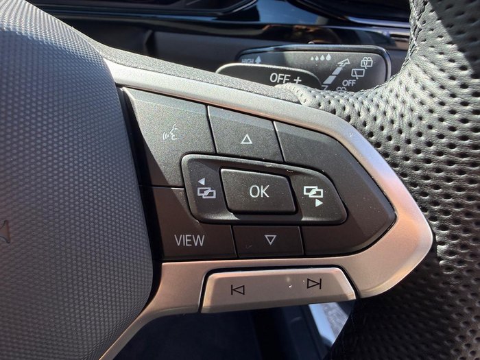 2025 Volkswagen T-Roc 140TSI R-Line