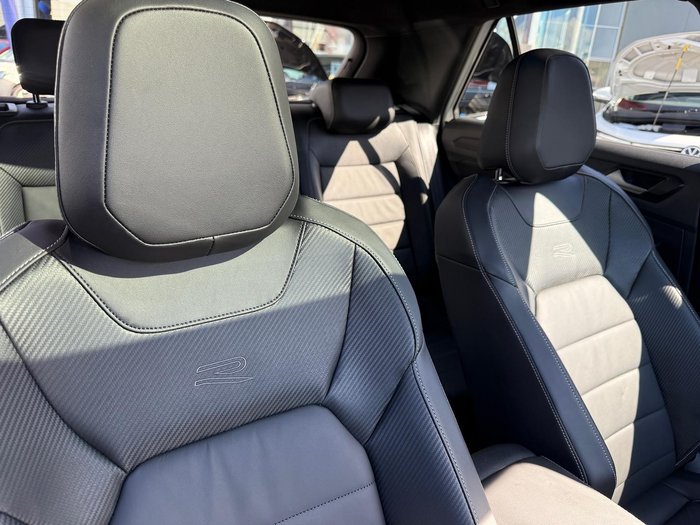 2025 Volkswagen T-Roc 140TSI R-Line