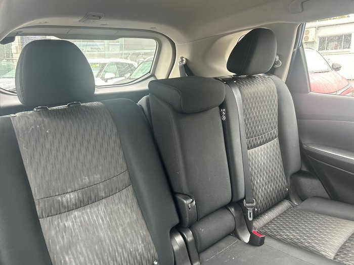 2021 Nissan X-TRAIL ST