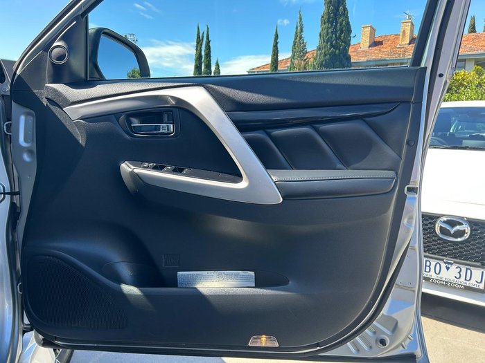 2017 Mitsubishi Pajero Sport GLS