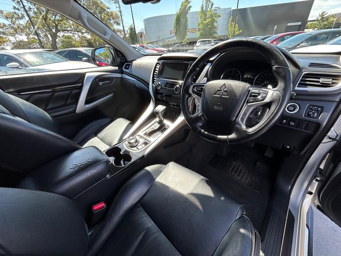 2017 Mitsubishi Pajero Sport GLS