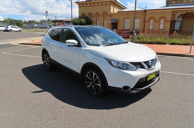 2016 Nissan QASHQAI Ti