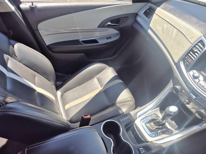 2016 Holden Calais VF Series II MY16 Heron White