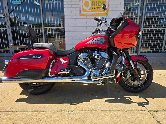 2021 INDIAN CHALLENGER LIMITED Red