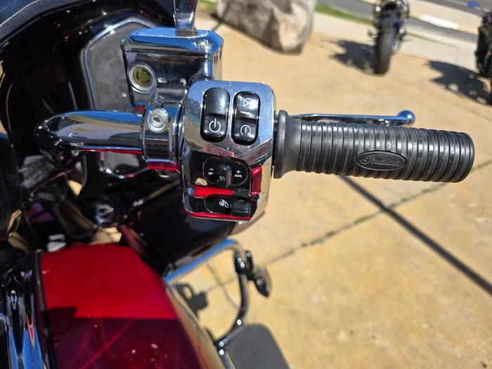 2021 INDIAN CHALLENGER LIMITED Red