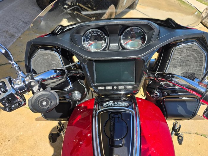 2021 INDIAN CHALLENGER LIMITED Red