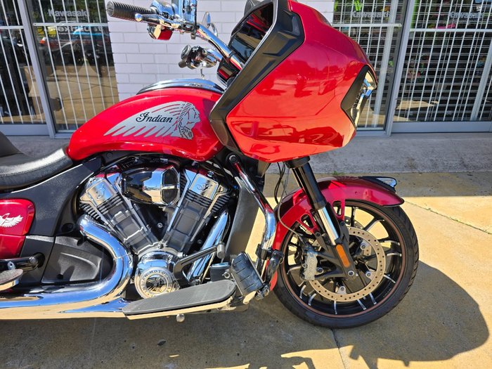 2021 INDIAN CHALLENGER LIMITED Red