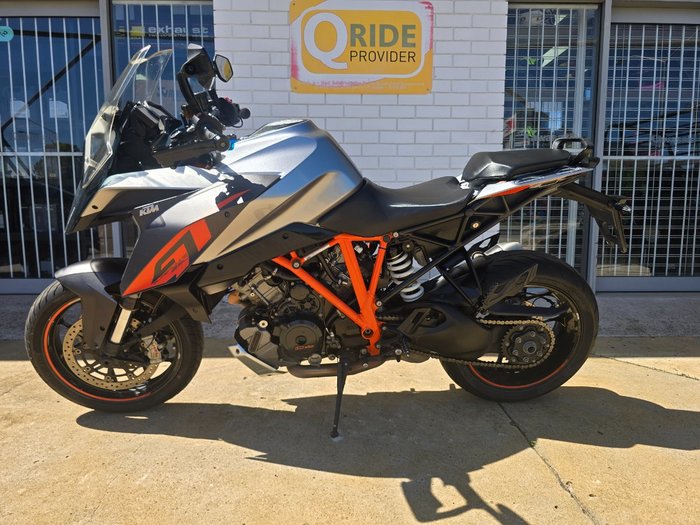 2017 Ktm 1290 SUPER DUKE GT silver