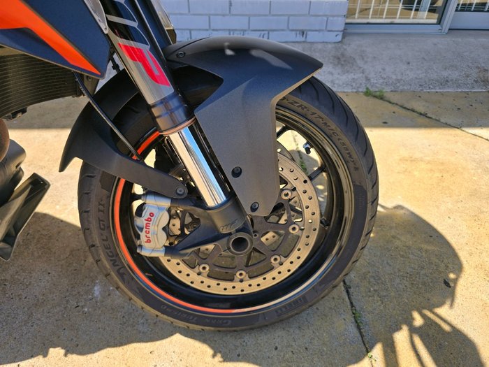 2017 Ktm 1290 SUPER DUKE GT silver