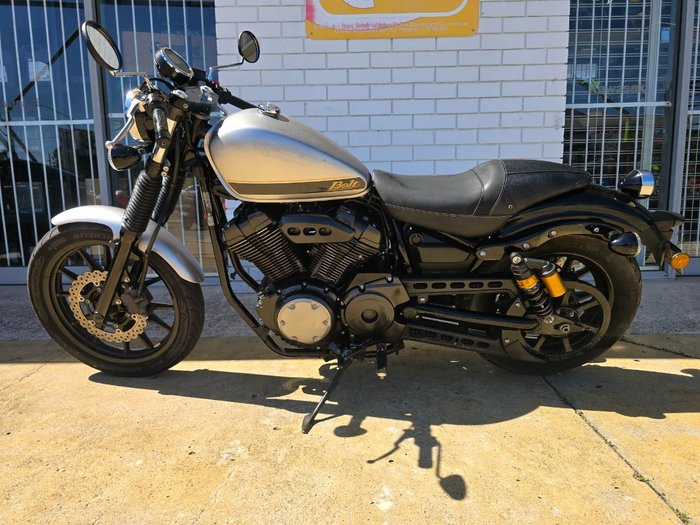 2015 YAMAHA C-SPEC BOLT silver