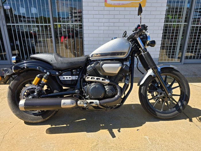 2015 YAMAHA C-SPEC BOLT silver