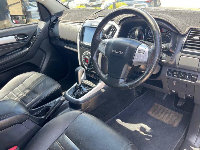 2018 Isuzu MU-X LS-T