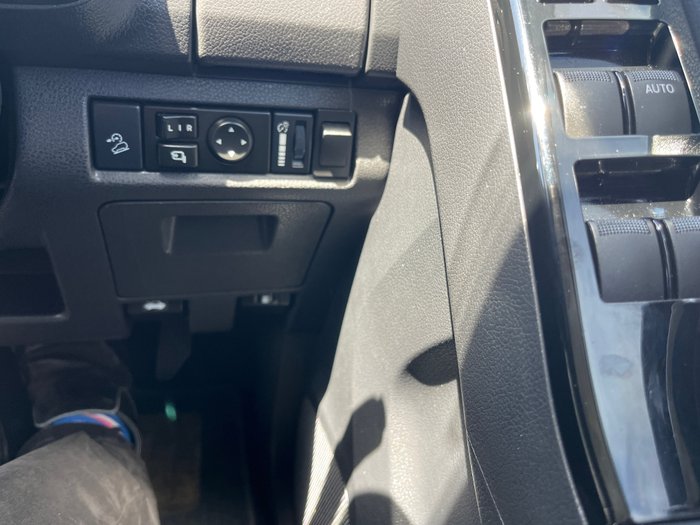 2018 Isuzu MU-X LS-T