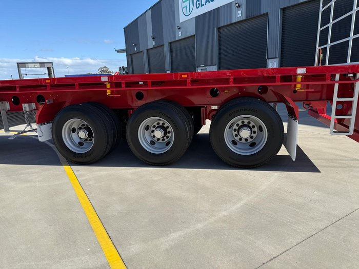 2026 CIMC Tri-Axle Flat Top