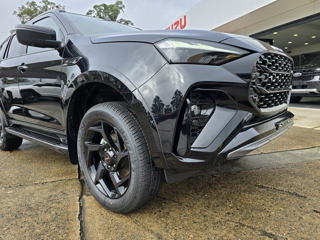 2025 Isuzu MU-X