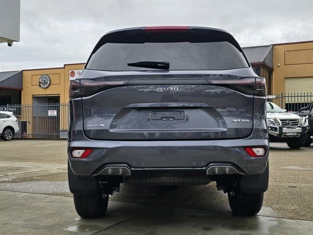 2025 Isuzu MU-X