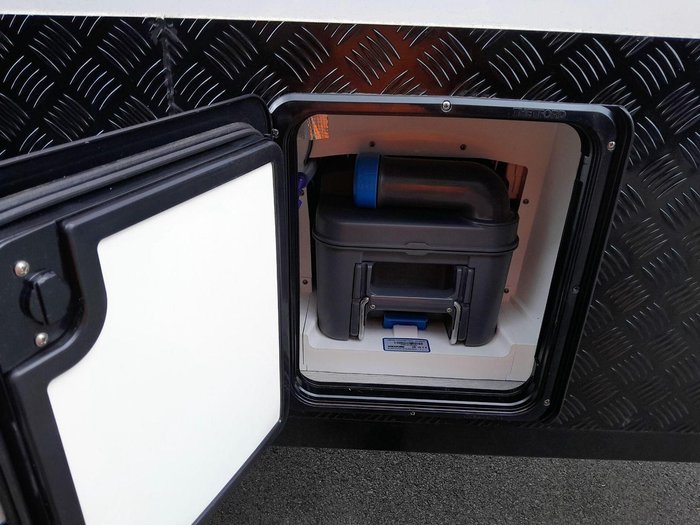 2025 Windsor Genesis 220Md Wild 22' 2 Bunk