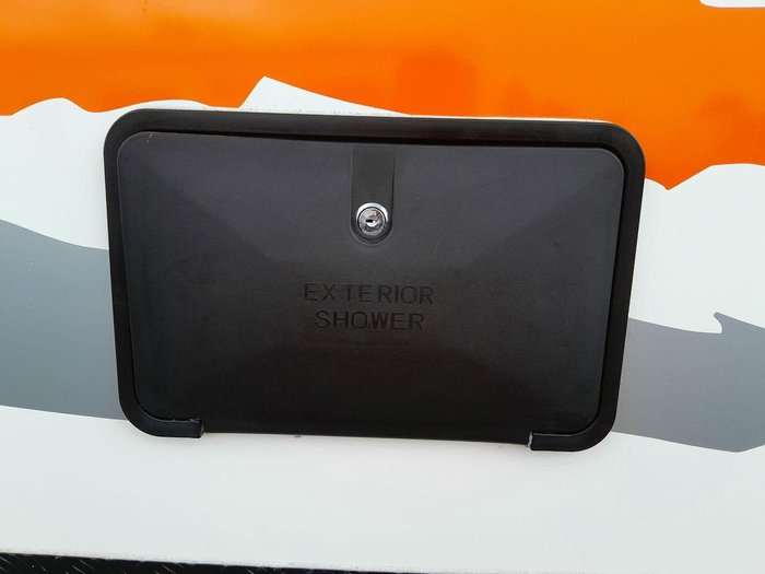 2025 Windsor Genesis 220Md Wild 22' 2 Bunk