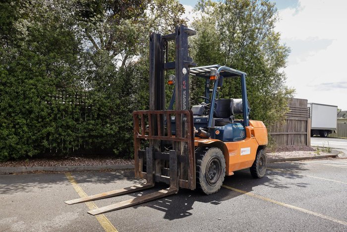 2008 Toyota 4T Forklift Orange