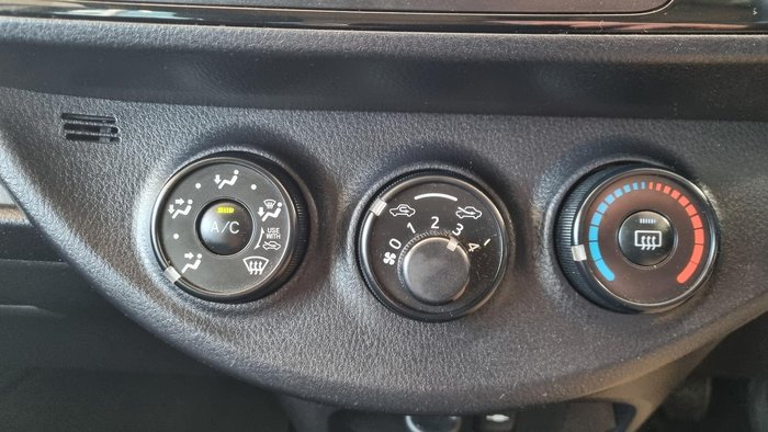 2017 Toyota Yaris Ascent